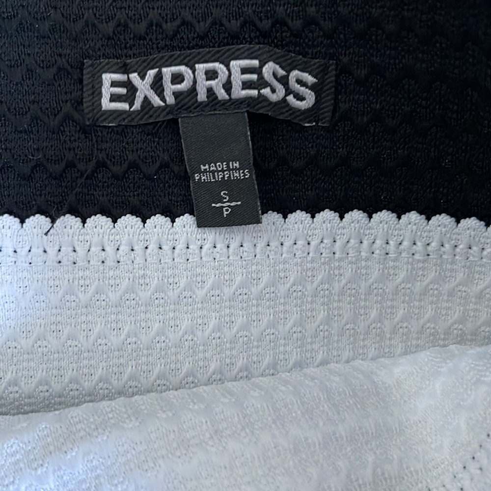 Express Bodycon Skirt - Picture 2 of 3